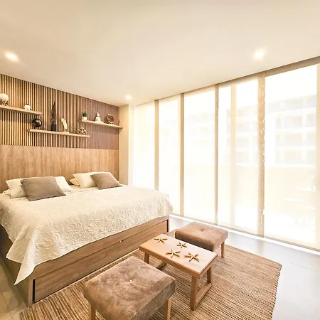 Apartamento En Morros Zoe Con Acceso Directo Al Mar En