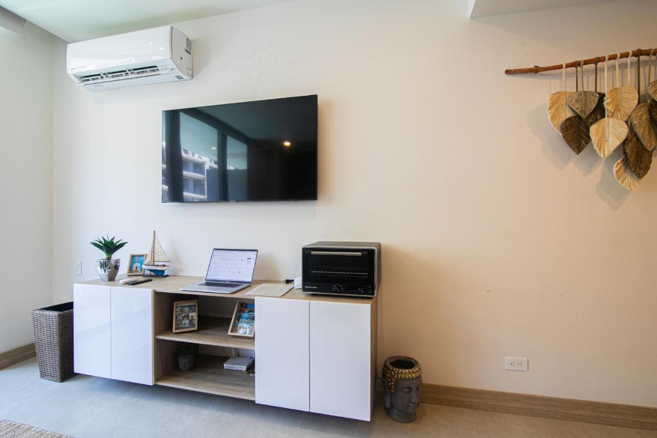 Apartamento En Morros Zoe Con Acceso Directo Al Mar En *