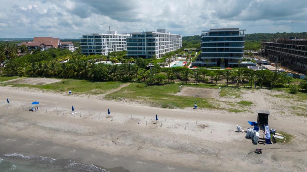 Apartamento En Morros Zoe Con Acceso Directo Al Mar En *