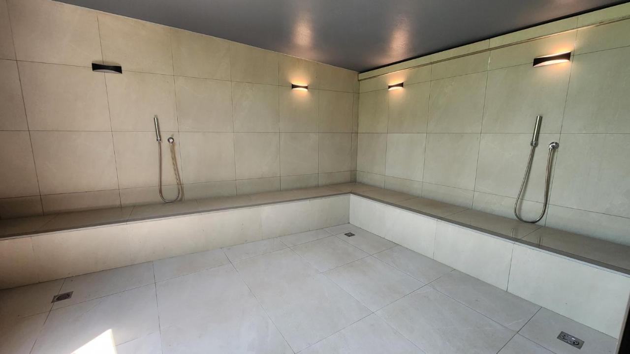 Apartamento En Morros Zoe Con Acceso Directo Al Mar En